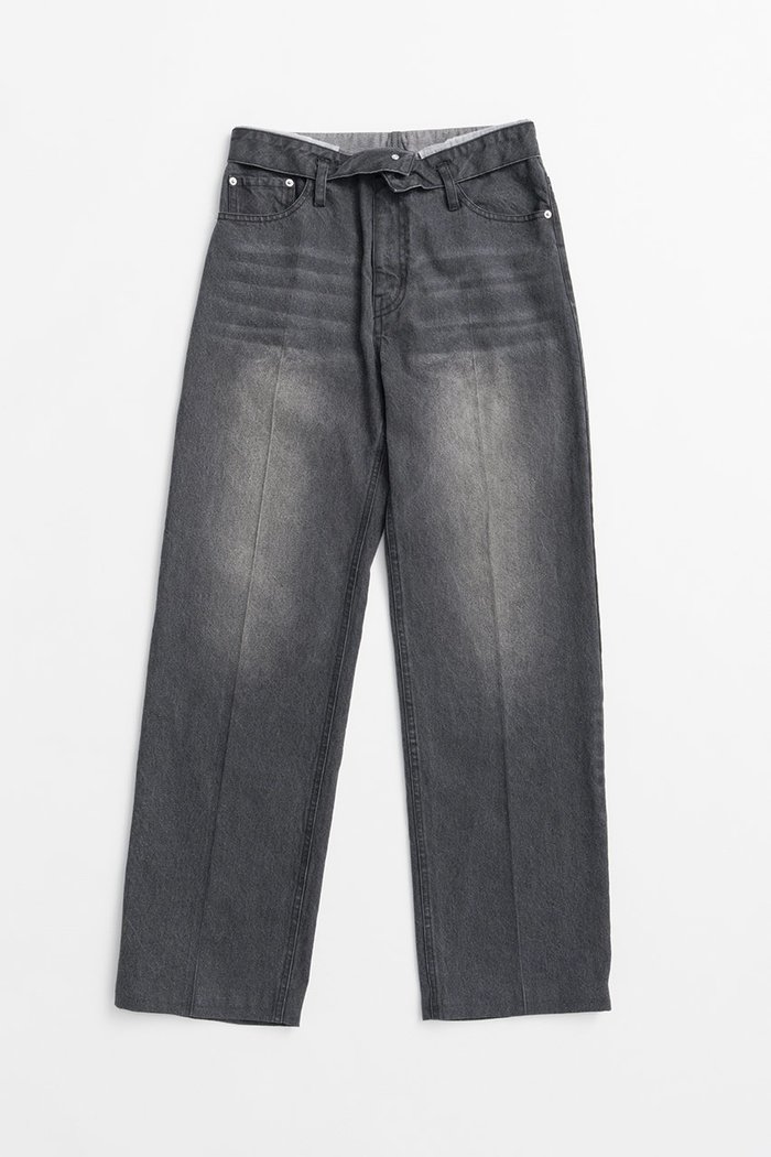 【プランク プロジェクト/PRANK PROJECT】のクリースストレートジーンズ / Crease Straight Jeans インテリア・キッズ・メンズ・レディースファッション・服の通販 founy(ファウニー) https://founy.com/ ファッション Fashion レディースファッション Fashion for Women パンツ Pants & Trousers デニムパンツ・ジーンズ・美脚デニム Denim Jeans & Pants おすすめ Recommended / Our Picks ジーンズ Jeans, Denim Pants ストレート Straight, Straight Cut センター Center, Center Line デニム Denim, Jeans Material ボトム Bottoms, Lower Wear ラップ Wrap, Wrap Design 新作・新入荷 New Arrivals / New In |ID: prp329100004992220 ipo3291000000037386756