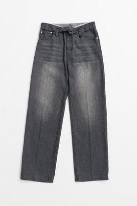 【プランク プロジェクト/PRANK PROJECT】 クリースストレートジーンズ / Crease Straight Jeans大人の最旬トレンドファッション＆コーディネート founy(ファウニー) ファッション Fashion レディースファッション Fashion for Women パンツ Pants & Trousers デニムパンツ・ジーンズ・美脚デニム Denim Jeans & Pants おすすめ Recommended / Our Picks ジーンズ Jeans, Denim Pants ストレート Straight, Straight Cut センター Center, Center Line デニム Denim, Jeans Material ボトム Bottoms, Lower Wear ラップ Wrap, Wrap Design 新作・新入荷 New Arrivals / New In |ID:prp329100004992220