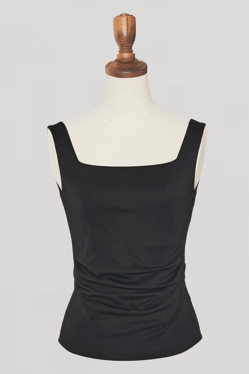 【デイジーリン/DAISY LIN】の2WAY Top “Elegant Square” 大人の最旬トレンドファッション＆コーディネート founy(ファウニー) 　ファッション　Fashion　レディースファッション　Fashion for Women　トップス・カットソー　Cut & Sew Tops　キャミソール&ノースリーブ　Camisoles & Sleeveless Tops　シャツ・ブラウス・オフィスカジュアル　Elegant Blouses & Button-Ups　ロングTシャツ・Tシャツ　Longline T-Shirts & Tees　カットソー・ベーシックTシャツ　Cut-and-Sewn Tops / Stretch Tees & Basics　インナー　Innerwear　ウォッシャブル　Machine Washable　カーディガン　Cardigan, Knitwear　キャミソール　Camisole, Spaghetti Strap Top　吸水　Absorbent, Quick-Dry　ジャケット　Jacket, Outerwear　スクエア　Square, Square Shape　タンク　Tank Top, Sleeveless Top　デコルテ　Décolleté, Neckline　バランス　Balance, Style Balance　新作・新入荷　New Arrivals / New In　other-3|ID: prp329100004992239 ipo3291000000037386932