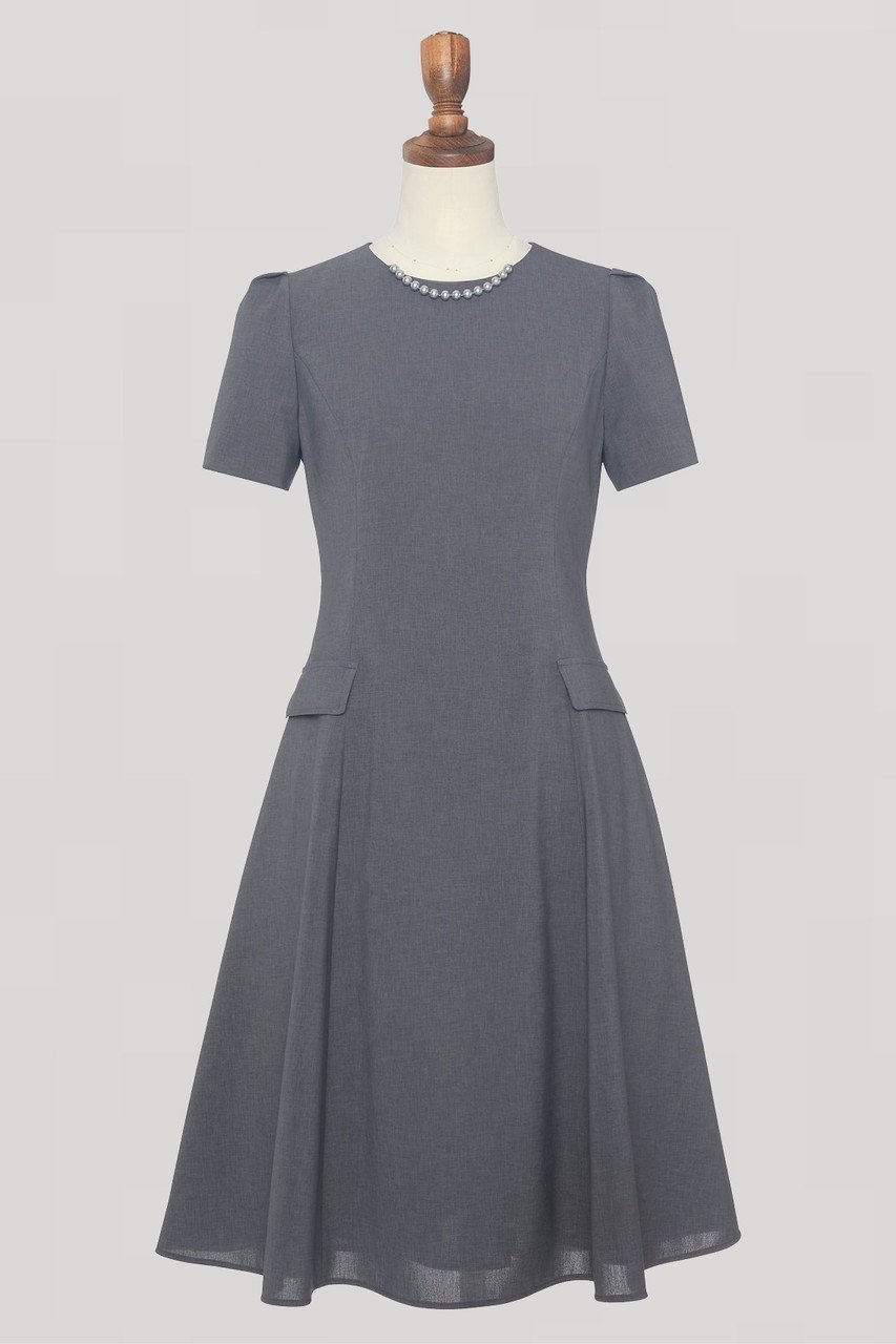 【デイジーリン/DAISY LIN】のDaisy Ceremony Dress インテリア・キッズ・メンズ・レディースファッション・服の通販 founy(ファウニー) 　ファッション　Fashion　レディースファッション　Fashion for Women　ワンピース　Dresses　フォーマル・パーティードレス・結婚式用ドレス　Elegant & Casual Dresses　チュニック　Tunic Tops & Dresses　アクセサリー　Fashion Accessories　ウォッシャブル　Machine Washable　エレガント 上品　Elegant　洗える　Machine Washable　コーティング　Coating, Coated Finish　ストレッチ　Stretch, Stretchy Fabric　チュニック　Tunic, Long Top　バランス　Balance, Style Balance　パウダー　Powder, Soft Tone　パール　Pearl, Pearl Accent　フォルム　Silhouette, Form　フラップ　Flap, Flap Pocket　半袖　Short Sleeve, Half Sleeve　新作・新入荷　New Arrivals / New In　ミディアムグレー|ID: prp329100004992244 ipo3291000000037386977