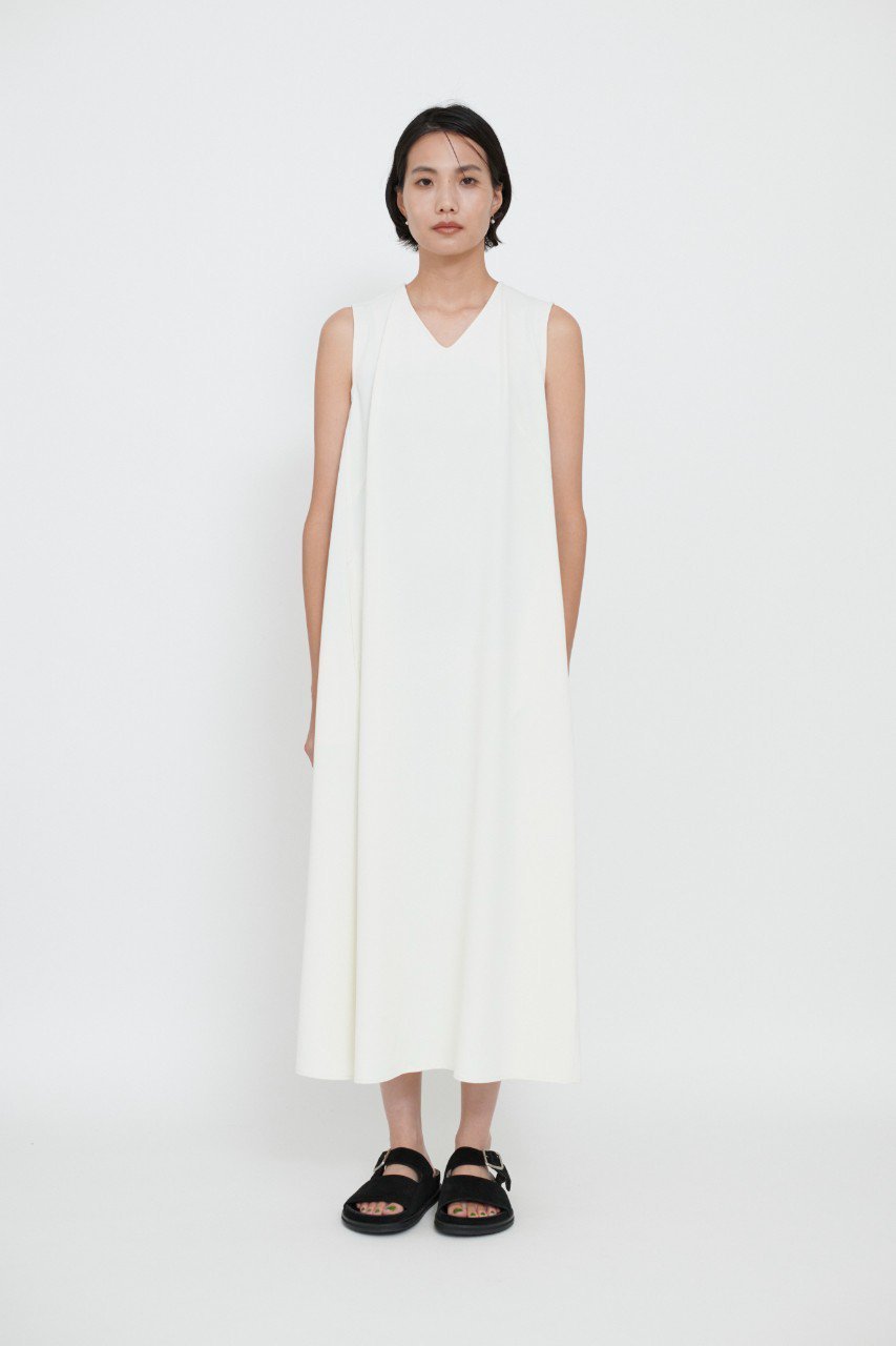 【レリル/lelill】の【7/1 0:00販売開始】ドレープツイル V ネック ワンピース 大人の最旬トレンドファッション＆コーディネート founy(ファウニー) 　ファッション　Fashion　レディースファッション　Fashion for Women　ワンピース　Dresses　チュニック　Tunic Tops & Dresses　ウォッシャブル　Machine Washable　エレガント 上品　Elegant　オケージョン　Occasion Wear　チュニック　Tunic, Long Top　ツイル　Twist, Twisted Detail　ドレープ　Drape, Draping Fabric　ロング　Long, Long-Length　夏　Summer　新作・新入荷　New Arrivals / New In　楽ちん　Easy Fit, Comfortable　 other-1|ID: prp329100004992253 ipo3291000000037387044