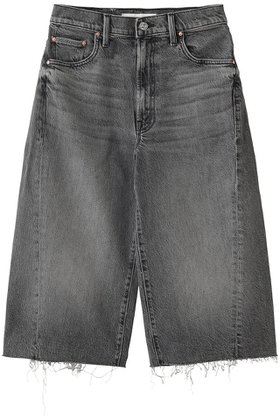 【マザー/MOTHER】のTHE WHOLE LOT ZIP TWIST FRAY グレーウォッシュハーフデニム (AIT) 大人の最旬トレンドファッション＆コーディネート founy(ファウニー) ファッション Fashion レディースファッション Fashion for Women パンツ Pants & Trousers デニムパンツ・ジーンズ・美脚デニム Denim Jeans & Pants デニム Denim, Jeans Material ハーフ Half, Half-Length モダン Modern, Contemporary 新作・新入荷 New Arrivals / New In |ID:prp329100004992262