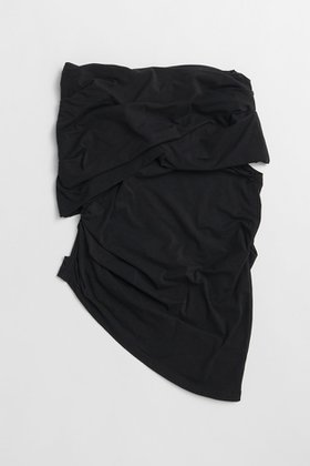 【プランク プロジェクト/PRANK PROJECT】 アシンメトリードレープトップ / Asymmetrical Drape Top大人の最旬トレンドファッション＆コーディネート founy(ファウニー) ファッション Fashion レディースファッション Fashion for Women トップス・カットソー Cut & Sew Tops シャツ・ブラウス・オフィスカジュアル Elegant Blouses & Button-Ups ロングTシャツ・Tシャツ Longline T-Shirts & Tees カットソー・ベーシックTシャツ Cut-and-Sewn Tops / Stretch Tees & Basics アシンメトリー Asymmetrical Style カットソー Cut and Sewn Top ショート Short, Short Length ストレッチ Stretch, Stretchy Fabric スリーブ Sleeve, Long Sleeve / Short Sleeve ドレープ Drape, Draping Fabric ヘムライン Hemline, Bottom Cut エレガント 上品 Elegant 新作・新入荷 New Arrivals / New In |ID:prp329100004992322