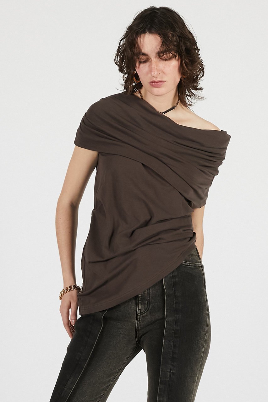 【プランク プロジェクト/PRANK PROJECT】のアシンメトリードレープトップ / Asymmetrical Drape Top 大人の最旬トレンドファッション＆コーディネート founy(ファウニー) 　ファッション　Fashion　レディースファッション　Fashion for Women　トップス・カットソー　Cut & Sew Tops　シャツ・ブラウス・オフィスカジュアル　Elegant Blouses & Button-Ups　ロングTシャツ・Tシャツ　Longline T-Shirts & Tees　カットソー・ベーシックTシャツ　Cut-and-Sewn Tops / Stretch Tees & Basics　アシンメトリー　Asymmetrical Style　カットソー　Cut and Sewn Top　ショート　Short, Short Length　ストレッチ　Stretch, Stretchy Fabric　スリーブ　Sleeve, Long Sleeve / Short Sleeve　ドレープ　Drape, Draping Fabric　ヘムライン　Hemline, Bottom Cut　エレガント 上品　Elegant　新作・新入荷　New Arrivals / New In　other-5|ID: prp329100004992322 ipo3291000000037387657