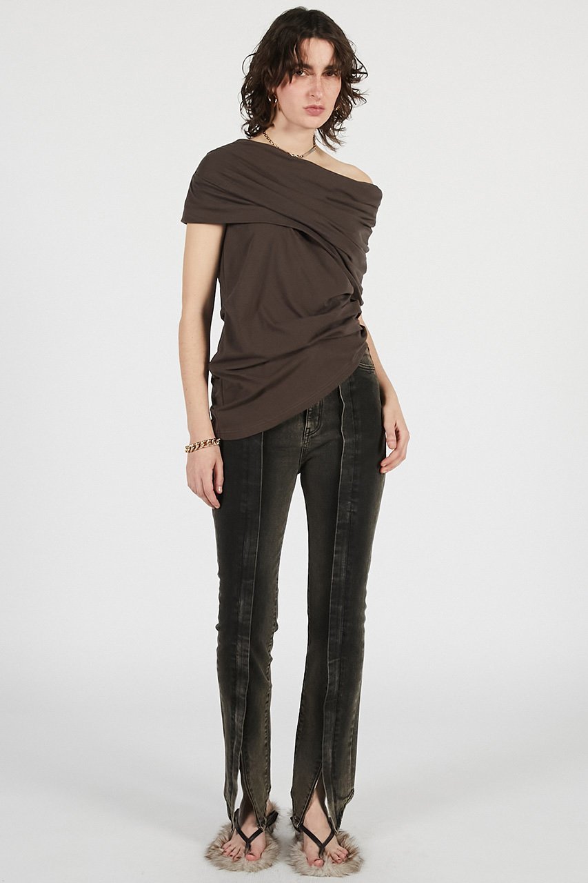 【プランク プロジェクト/PRANK PROJECT】のアシンメトリードレープトップ / Asymmetrical Drape Top 大人の最旬トレンドファッション＆コーディネート founy(ファウニー) 　ファッション　Fashion　レディースファッション　Fashion for Women　トップス・カットソー　Cut & Sew Tops　シャツ・ブラウス・オフィスカジュアル　Elegant Blouses & Button-Ups　ロングTシャツ・Tシャツ　Longline T-Shirts & Tees　カットソー・ベーシックTシャツ　Cut-and-Sewn Tops / Stretch Tees & Basics　アシンメトリー　Asymmetrical Style　カットソー　Cut and Sewn Top　ショート　Short, Short Length　ストレッチ　Stretch, Stretchy Fabric　スリーブ　Sleeve, Long Sleeve / Short Sleeve　ドレープ　Drape, Draping Fabric　ヘムライン　Hemline, Bottom Cut　エレガント 上品　Elegant　新作・新入荷　New Arrivals / New In　other-7|ID: prp329100004992322 ipo3291000000037387659
