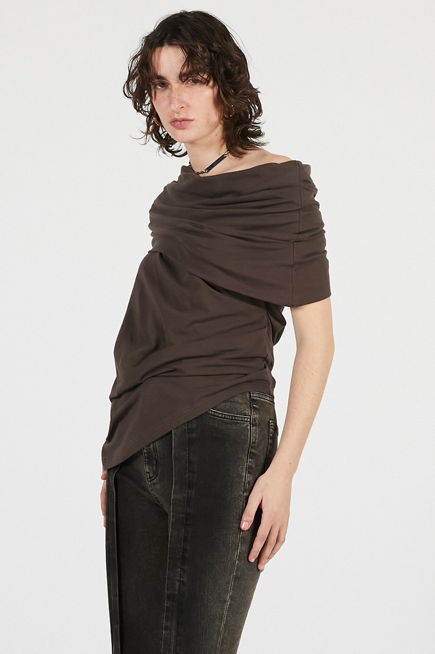 【プランク プロジェクト/PRANK PROJECT】のアシンメトリードレープトップ / Asymmetrical Drape Top 大人の最旬トレンドファッション＆コーディネート founy(ファウニー) 　ファッション　Fashion　レディースファッション　Fashion for Women　トップス・カットソー　Cut & Sew Tops　シャツ・ブラウス・オフィスカジュアル　Elegant Blouses & Button-Ups　ロングTシャツ・Tシャツ　Longline T-Shirts & Tees　カットソー・ベーシックTシャツ　Cut-and-Sewn Tops / Stretch Tees & Basics　アシンメトリー　Asymmetrical Style　カットソー　Cut and Sewn Top　ショート　Short, Short Length　ストレッチ　Stretch, Stretchy Fabric　スリーブ　Sleeve, Long Sleeve / Short Sleeve　ドレープ　Drape, Draping Fabric　ヘムライン　Hemline, Bottom Cut　エレガント 上品　Elegant　新作・新入荷　New Arrivals / New In　other-8|ID: prp329100004992322 ipo3291000000037387660