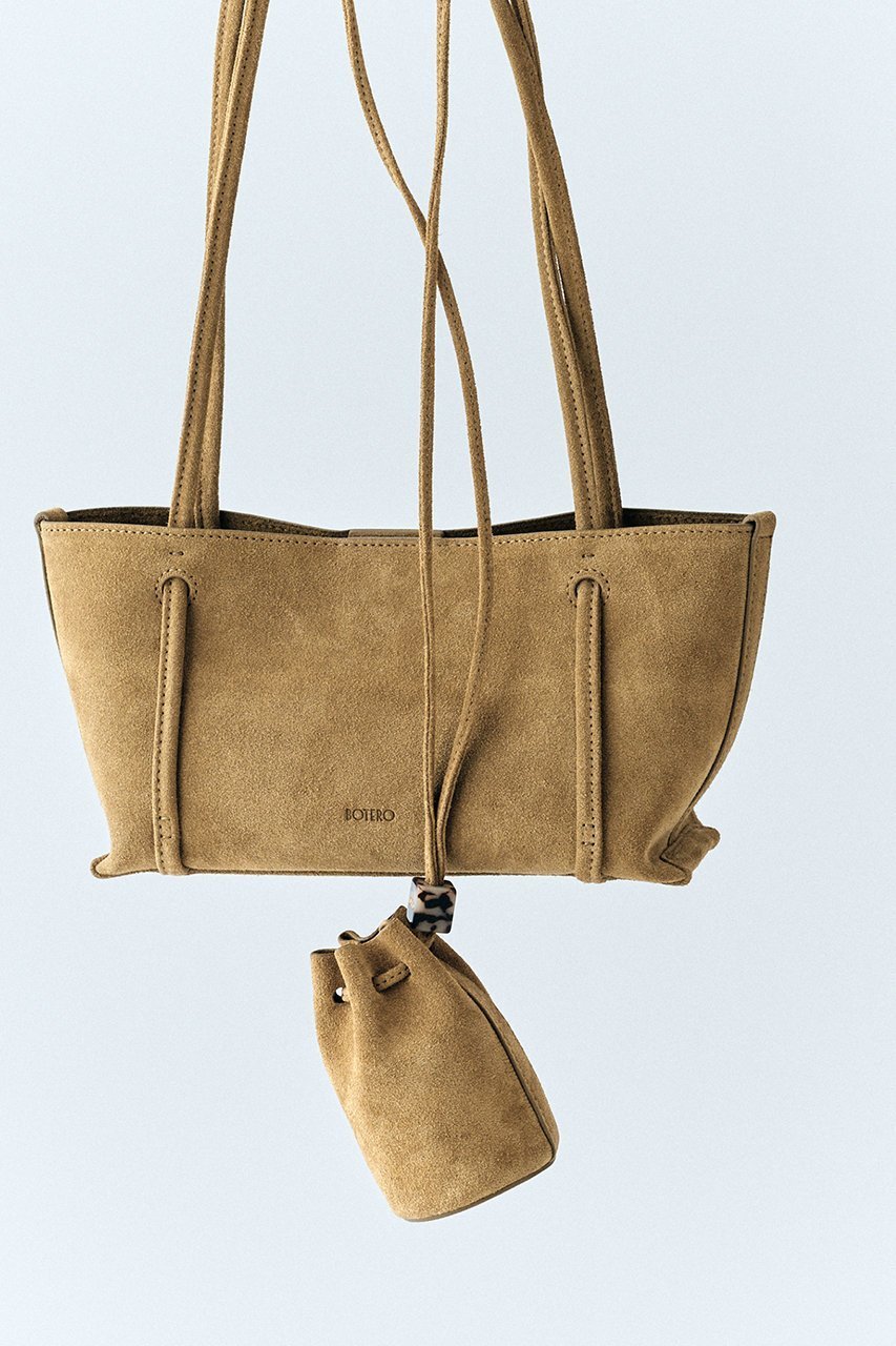 【ウィムガゼット/Whim Gazette】の【BOTERO】Lucky Draw Charm インテリア・キッズ・メンズ・レディースファッション・服の通販 founy(ファウニー) 　ファッション　Fashion　レディースファッション　Fashion for Women　クラシック　Classic, Timeless Style　クロコ　Crocodile, Croc Embossed　巾着　Drawstring Bag, Kinchaku　チャーム　Charm, Pendant　バランス　Balance, Style Balance　フォルム　Silhouette, Form　プリント　Print, Printed Pattern　ラップ　Wrap, Wrap Design　ループ　Loop, Loop Knit　エレガント 上品　Elegant　新作・新入荷　New Arrivals / New In　オリーブ|ID: prp329100004993015 ipo3291000000037395084