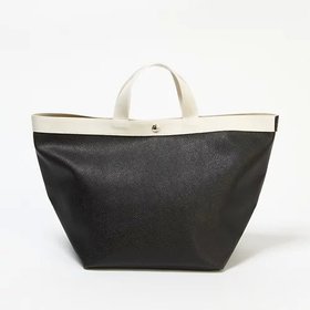 【エルベシャプリエ/Herve Chapelier】のGPライン舟形トート(L) 人気、トレンドファッション・服の通販 founy(ファニー) ファッション Fashion レディースファッション Ladies' Fashion Online バッグ Bag キャンバス Canvas シルバー Silver フランス France ポケット Pocket リュクス Luxe 別注 Special Order |ID:prp329100000020006