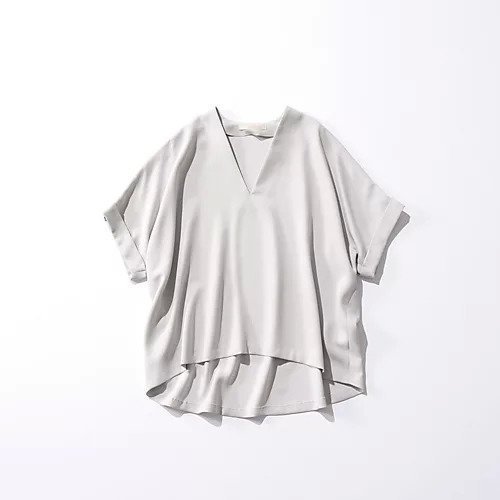 【イーバイエクラ/E by eclat】の【とろみ】Vネックブラウス インテリア・キッズ・メンズ・レディースファッション・服の通販 founy(ファニー) 　ファッション　Fashion　レディースファッション　Fashion for Women　トップス・カットソー　Cut & Sew Tops　シャツ・ブラウス・オフィスカジュアル　Elegant Blouses & Button-Ups　Vネックトップス　V-Neck Tops / V-Cut Neckline Shirts　とろみ　Fluid, Flowy Fabric　ドレープ　Drape, Draping Fabric　ドロップ　Drop Shoulder, Dropped Style　ワイド　Wide, Wide Fit　洗える　Machine Washable　ライトグレー|ID: prp329100000032055 ipo3291000000036292754