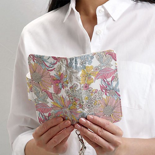 【フローレットロンドン/FLORET LONDON】の【LIBERTY】リバティプリント スマートフォンカバー(マルチタイプ) 人気、トレンドファッション・服の通販 founy(ファニー) 　カメラ　Camera Accessories　スマート　Smart, Elegant　プリント　Print, Printed Pattern　ポケット　Pocket, Pocket Detail　ラップ　Wrap, Wrap Design　手帳　Planner, Notebook　other-2|ID: prp329100000198972 ipo3291000000031306464