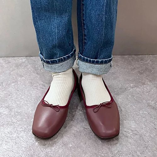 【エンチャンテッド/enchanted】の【APOM】甲深スクエアバレエシューズ インテリア・キッズ・メンズ・レディースファッション・服の通販 founy(ファニー) ファッション Fashion レディースファッション Fashion for Women イタリア Italy インソール Shoe Insole クッション Cushion, Throw Pillow 抗菌 Antibacterial, Bacteria-Resistant シューズ Shoes, Footwear シンプル Simple, Minimal スクエア Square, Square Shape スタンダード Standard, Basic スニーカー Sneakers, Trainers トレンド Trend, Trending Now バレエ Ballet, Ballet Style パターン Pattern, Design Print フィット Fit, Slim Fit ペーパー Paper, Kraft Paper ライニング Inner Lining, Inner Fabric, Lined リアル Real, Realistic レース Lace, Lace Fabric おすすめ Recommended / Our Picks ダークレッド|ID: prp329100000252173 ipo3291000000034058742