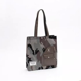 【アクセソワドゥマドモワゼルジャップ/A.D.M.J】のザ・デービス/ナイロン&牛革 ライダースポケット付 トートバッグ 31cm 人気、トレンドファッション・服の通販 founy(ファニー) ファッション Fashion レディースファッション WOMEN アウター Coat Outerwear ライダース Riders Jacket バッグ Bag イタリア Italy シリコン Silicon 人気 Popularity ポケット Pocket ライダースジャケット Riders Jacket 日本製 Made In Japan |ID:prp329100000940829