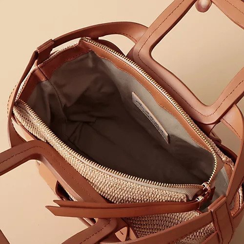 【アニタビラルディ/Anita Bilardi】のラフィアバッグインレザーバッグ 人気、トレンドファッション・服の通販 founy(ファニー) 　ファッション　Fashion　レディースファッション　Fashion for Women　バッグ　Bags　クラッチ　Clutch, Clutch Bag　セパレート　Separate, Two-Piece　ラフィア　Raffia, Natural Straw　リゾート　Resort, Vacation Style　冬　Winter / This Winter　夏　Summer　定番　Standard, Basic Item　A/W・秋冬　Autumn/Winter　other-3|ID: prp329100000940870 ipo3291000000031306375