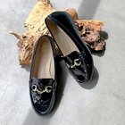【エンチャンテッド/enchanted】のビットモカシンシューズ ブラックエナメル|ID: prp329100001092501 ipo3291000000030613667
