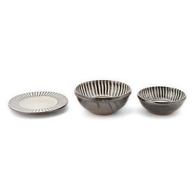 【小石原ポタリー/Koishiwara Pottery / GOODS】の【LEEDAYS別注】「入れ小鉢とパン皿」の3つセット 人気、トレンドファッション・服の通販 founy(ファニー) 人気 Popularity 別注 Special Order 定番 Standard 皿 Dish |ID:prp329100001539723