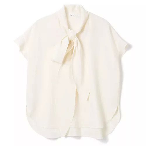 【エムセブンデイズ/M7days】のさらふわボウタイブラウス インテリア・キッズ・メンズ・レディースファッション・服の通販 founy(ファニー) 　ファッション　Fashion　レディースファッション　Fashion for Women　トップス・カットソー　Cut & Sew Tops　シャツ・ブラウス・オフィスカジュアル　Elegant Blouses & Button-Ups　エレガント 上品　Elegant　ヴィンテージ　Vintage Style　洗える　Machine Washable　シアー　Sheer, See-Through　スリーブ　Sleeve, Long Sleeve / Short Sleeve　ドレープ　Drape, Draping Fabric　人気　Popular, Best Seller　ハイネック　High Neck, Mock Neck　バランス　Balance, Style Balance　フリル　Frill, Ruffle　フレンチ　French, French Style　フロント　Front, Front Design　ラウンド　Round, Round Neck　リボン　Ribbon, Bow　夏　Summer　アイボリー|ID: prp329100002364516 ipo3291000000035912430