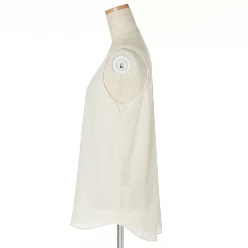 【ロワン/loin】のシルクノースリーブ 人気、トレンドファッション・服の通販 founy(ファニー) 　ファッション　Fashion　レディースファッション　Fashion for Women　トップス・カットソー　Cut & Sew Tops　キャミソール&ノースリーブ　Camisoles & Sleeveless Tops　インナー　Innerwear　シルク　Silk, 100% Silk　ジャケット　Jacket, Outerwear　タンク　Tank Top, Sleeveless Top　ノースリーブ　Sleeveless, No-Sleeve　ボトム　Bottoms, Lower Wear　ラウンド　Round, Round Neck　リバーシブル　Reversible, Two-Sided　other-3|ID: prp329100002570038 ipo3291000000036024744