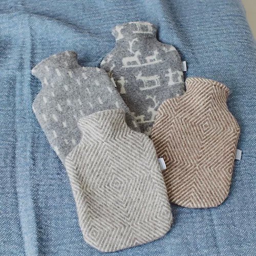 【ラプアン カンクリ/LAPUAN KANKURIT / GOODS】の湯たんぽ MARIA 人気、トレンドファッション・服の通販 founy(ファニー) 　クッション　Cushion, Throw Pillow　ショール　Shawl, Wrap　フォルム　Silhouette, Form　ポケット　Pocket, Pocket Detail　other-2|ID: prp329100002864110 ipo3291000000031272550