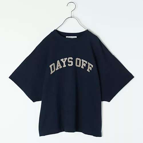 【アメリカーナ/Americana】の【五明祐子さんコラボ】【洗える】ロゴTシャツ インテリア・キッズ・メンズ・レディースファッション・服の通販 founy(ファニー) https://founy.com/ ファッション Fashion レディースファッション Fashion for Women トップス・カットソー Cut & Sew Tops シャツ・ブラウス・オフィスカジュアル Elegant Blouses & Button-Ups ロングTシャツ・Tシャツ Longline T-Shirts & Tees コラボ Collaboration, Collab スリット Slit, Slit Detail デニム Denim, Jeans Material ボトム Bottoms, Lower Wear ワイド Wide, Wide Fit 洗える Machine Washable |ID: prp329100003274462 ipo3291000000032537079