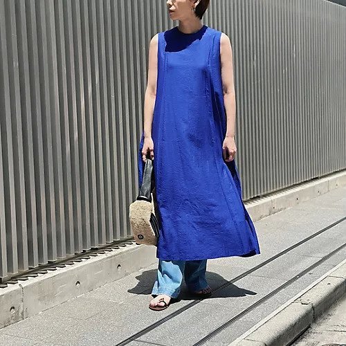 【トゥエルブクローゼット/12closet】の【洗える】裾ゆれマキシワンピース 人気、トレンドファッション・服の通販 founy(ファニー) 　ファッション　Fashion　レディースファッション　Fashion for Women　ワンピース　Dresses　マキシ丈ワンピース・ロングドレス　Maxi Dresses / Long One-Pieces　8月号　August Issue, Aug. Edition　ドレープ　Drape, Draping Fabric　ビビッド　Vivid, Bright Tone　マキシ　Maxi, Full Length　エレガント 上品　Elegant　洗える　Machine Washable　other-2|ID: prp329100003299892 ipo3291000000034942037