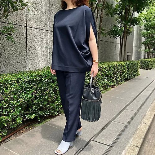 【エムセブンデイズ/M7days】のとろみスリットトップス 人気、トレンドファッション・服の通販 founy(ファニー) 　ファッション　Fashion　レディースファッション　WOMEN　トップス・カットソー　Tops/Tshirt　とろみ　Thickness　ストレッチ　Stretch　洗える　Washable　other-2|ID: prp329100003392744 ipo3291000000031304817