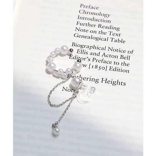 【コレカラ/collecala】のパールイヤカフ パール樹脂イヤリング インテリア・キッズ・メンズ・レディースファッション・服の通販 founy(ファニー) https://founy.com/ ファッション Fashion レディースファッション Fashion for Women ジュエリー Jewelry ファッションリング Fashion Rings イヤリング・フープ・ドロップタイプ Hoop, Drop & Clip Earrings イヤリング Earrings イヤーカフ Ear Cuffs チェーン Chain, Chain Strap パール Pearl, Pearl Accent |ID: prp329100003474575 ipo3291000000035031963