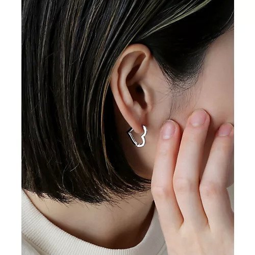 【コレカラ/collecala】の星とハートのワンタッチピアス[small ] インテリア・キッズ・メンズ・レディースファッション・服の通販 founy(ファニー) 　ファッション　Fashion　レディースファッション　Fashion for Women　おすすめ　Recommended / Our Picks　フォルム　Silhouette, Form　ハート・シルバー|ID: prp329100003529958 ipo3291000000031901745