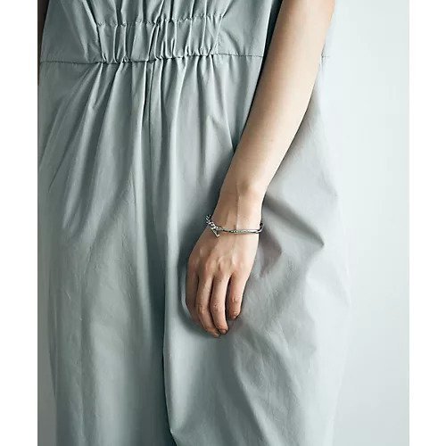 【マージュール/marjour】のWAVINESS CHAIN BANGLE 人気、トレンドファッション・服の通販 founy(ファニー) 　ファッション　Fashion　レディースファッション　Fashion for Women　チェーン　Chain, Chain Strap　フィット　Fit, Slim Fit　フォルム　Silhouette, Form　ブレスレット　Bracelet, Wristband　other-3|ID: prp329100003573540 ipo3291000000031290591