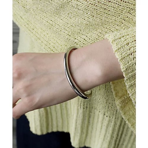 【コレカラ/collecala】のカーブラインメタルバングル インテリア・キッズ・メンズ・レディースファッション・服の通販 founy(ファニー) ファッション Fashion レディースファッション Fashion for Women おすすめ Recommended / Our Picks カットソー Cut and Sewn Top シンプル Simple, Minimal ジャケット Jacket, Outerwear バングル Bangle, Bracelet フィット Fit, Slim Fit 長袖 Long Sleeve, Full Sleeve シルバー|ID: prp329100003594977 ipo3291000000028744252