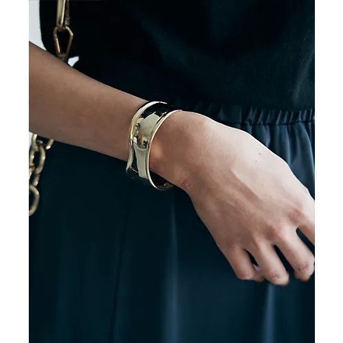【マージュール/marjour】のGLOSS TRIMMING BANGLE インテリア・キッズ・メンズ・レディースファッション・服の通販 founy(ファニー) https://founy.com/ ファッション Fashion レディースファッション Fashion for Women オケージョン Occasion Wear バングル Bangle, Bracelet ワイド Wide, Wide Fit 冬 Winter / This Winter 夏 Summer |ID: prp329100003681960 ipo3291000000027912717