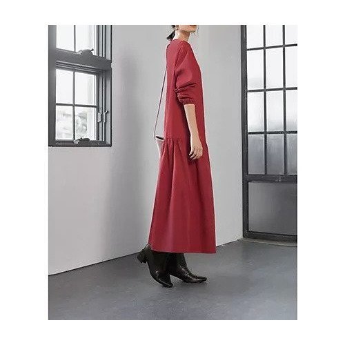 【スタイルデリ/STYLE DELI】のピーチツイルギャザーワンピース 人気、トレンドファッション・服の通販 founy(ファニー) 　ファッション　Fashion　レディースファッション　WOMEN　ワンピース　Dress　インナー　Inner　ギャザー　Gather　コーデュロイ　Corduroy　切替　Switching　サテン　Satin　スエード　Suede　タートル　Turtle　ピーチ　Peach　フォルム　Form　ブルゾン　Blouson　ポケット　Pocket　防寒　Cold Protection　リラックス　Relax　ロング　Long　冬　Winter　A/W・秋冬　Aw・Autumn/Winter・Fw・Fall-Winter　other-2|ID: prp329100003692679 ipo3291000000031258575