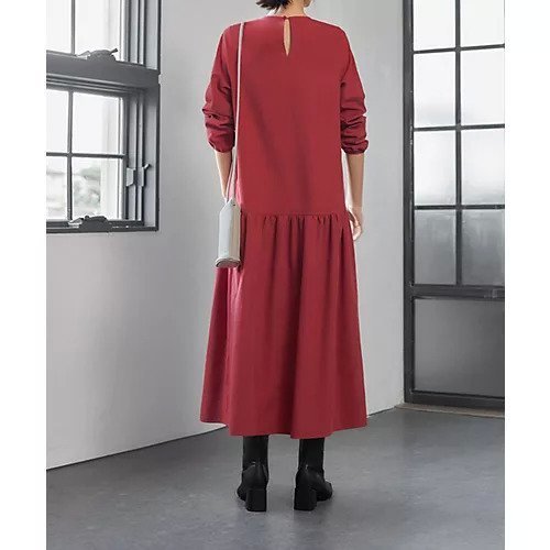 【スタイルデリ/STYLE DELI】のピーチツイルギャザーワンピース 人気、トレンドファッション・服の通販 founy(ファニー) 　ファッション　Fashion　レディースファッション　Fashion for Women　ワンピース　Dresses　インナー　Innerwear　ギャザー　Gathered, Ruffled　コーデュロイ　Corduroy, Cord Fabric　切替　Switching, Contrast Panel　サテン　Satin, Glossy Fabric　タートル　Turtleneck, Turtle Collar　ピーチ　Peach, Soft Touch　フォルム　Silhouette, Form　ブルゾン　Blouson, Bomber Jacket　ポケット　Pocket, Pocket Detail　防寒　Cold Protection, Winter-Ready　リラックス　Relax, Relaxed Fit　ロング　Long, Long-Length　冬　Winter / This Winter　A/W・秋冬　Autumn/Winter　other-3|ID: prp329100003692679 ipo3291000000034281554