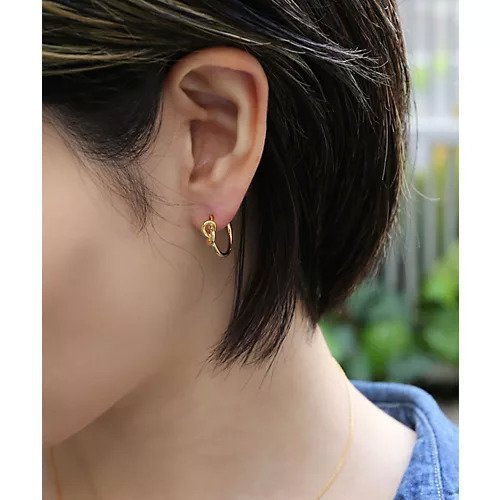 【コレカラ/collecala】の[silver925]ノットフープピアス〈金属アレルギー対応〉 インテリア・キッズ・メンズ・レディースファッション・服の通販 founy(ファニー) https://founy.com/ ファッション Fashion レディースファッション Fashion for Women おすすめ Recommended / Our Picks シルバー Silver, Metallic Silver シンプル Simple, Minimal フープ Hoop, Hoop Earrings ポーチ Pouch, Small Case モチーフ Motif, Design Theme |ID: prp329100003707260 ipo3291000000029581164