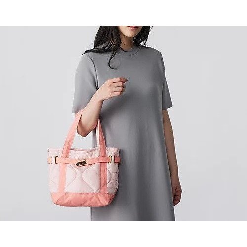 【シータパランティカ/sita parantica】のTOTEバッグ S インテリア・キッズ・メンズ・レディースファッション・服の通販 founy(ファニー) 　ファッション　Fashion　レディースファッション　WOMEN　バッグ　Bag　キルト　Quilt　Salmon Pink|ID: prp329100003722568 ipo3291000000028145057