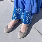 【エンチャンテッド/enchanted】の晴雨兼用ラウンドトゥバレリーナシューズ グレージュエナメル|ID: prp329100003723551 ipo3291000000034604621