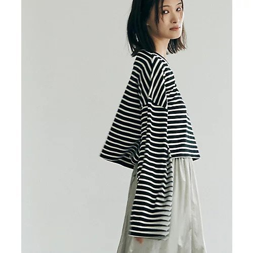 【マージュール/marjour】のBORDER SHORT OVER TEE 人気、トレンドファッション・服の通販 founy(ファニー) 　ファッション　Fashion　レディースファッション　Fashion for Women　インナー　Innerwear　春　Spring　秋　Autumn　カットソー　Cut and Sewn Top　カーディガン　Cardigan, Knitwear　キャミ　Camisole, Cami Top　ショート　Short, Short Length　シンプル　Simple, Minimal　ジャケット　Jacket, Outerwear　ストレッチ　Stretch, Stretchy Fabric　デニム　Denim, Jeans Material　トレンド　Trend, Trending Now　定番　Standard, Basic Item　ノースリーブ　Sleeveless, No-Sleeve　ベーシック　Basic, Essential　ボーダー　Border, Stripe　無地　Plain, Solid Color　ワイド　Wide, Wide Fit　冬　Winter / This Winter　夏　Summer　other-2|ID: prp329100003724316 ipo3291000000031303736