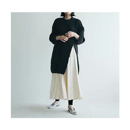 【マージュール/marjour】のSLIT KNIT TOPS インテリア・キッズ・メンズ・レディースファッション・服の通販 founy(ファニー) https://founy.com/ ファッション Fashion レディースファッション Fashion for Women トップス・カットソー Cut & Sew Tops ニット Knit Tops & Sweaters インナー Innerwear スタイリッシュ Stylish, Fashionable ストレッチ Stretch, Stretchy Fabric スリット Slit, Slit Detail ボトム Bottoms, Lower Wear |ID: prp329100003803213 ipo3291000000036279366