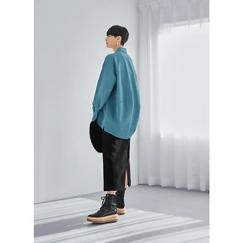 【スタイルデリ/STYLE DELI】のピーチスキン背面ふんわりシャツ 人気、トレンドファッション・服の通販 founy(ファニー) 　ファッション　Fashion　レディースファッション　WOMEN　トップス・カットソー　Tops/Tshirt　シャツ/ブラウス　Shirts/Blouses　春　Spring　コクーン　Cocoon　シンプル　Simple　定番　Standard　なめらか　Smooth　ピーチ　Peach　フェイクスエード　Faux Suede　フォルム　Form　フロント　Front　ポケット　Pocket　冬　Winter　夏　Summer　other-3|ID: prp329100003811599 ipo3291000000031303521