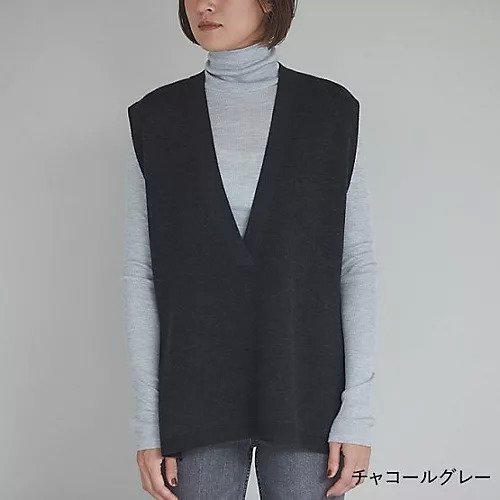 【ドレスハーセルフ/DRESS HERSELF】のVベスト/シルクウール インテリア・キッズ・メンズ・レディースファッション・服の通販 founy(ファニー) https://founy.com/ ファッション Fashion レディースファッション WOMEN アウター Coat Outerwear トップス・カットソー Tops/Tshirt ベスト/ジレ Gilets/Vests インナー Inner シルク Silk ベスト Vest ミラノリブ Milan Ribs 定番 Standard |ID: prp329100003863171 ipo3291000000031067077