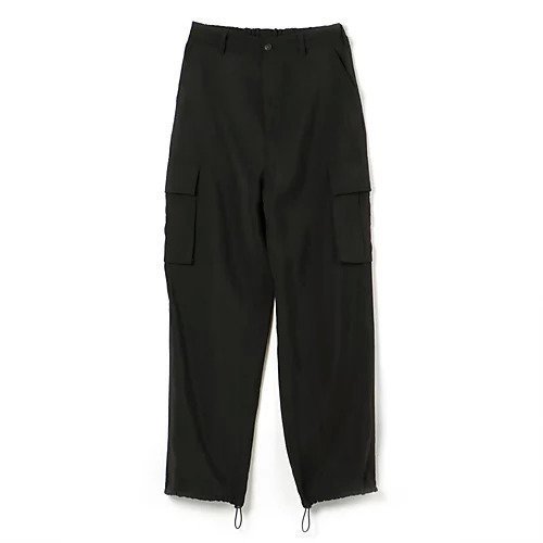【スアデオ/suadeo】のとろみカーゴパンツ インテリア・キッズ・メンズ・レディースファッション・服の通販 founy(ファニー) 　ファッション　Fashion　レディースファッション　Fashion for Women　パンツ　Pants & Trousers　ヴィンテージ　Vintage Style　洗える　Machine Washable　カーゴパンツ　Cargo Pants, Utility Pants　クール　Cool, Chic　サテン　Satin, Glossy Fabric　サンダル　Sandals, Summer Shoes　シューズ　Shoes, Footwear　ストレート　Straight, Straight Cut　スニーカー　Sneakers, Trainers　とろみ　Fluid, Flowy Fabric　テーパード　Tapered, Tapered Pants　ドローコード　Drawcord, Drawstring Cord　人気　Popular, Best Seller　フェミニン　Feminine, Girly　フラップ　Flap, Flap Pocket　ポケット　Pocket, Pocket Detail　ミリタリー　Military, Army Style　ブラック|ID: prp329100003866424 ipo3291000000034198628