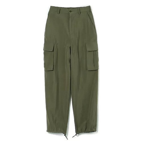 【スアデオ/suadeo】のとろみカーゴパンツ 人気、トレンドファッション・服の通販 founy(ファニー) 　ファッション　Fashion　レディースファッション　Fashion for Women　パンツ　Pants & Trousers　ヴィンテージ　Vintage Style　洗える　Machine Washable　カーゴパンツ　Cargo Pants, Utility Pants　クール　Cool, Chic　サテン　Satin, Glossy Fabric　サンダル　Sandals, Summer Shoes　シューズ　Shoes, Footwear　ストレート　Straight, Straight Cut　スニーカー　Sneakers, Trainers　とろみ　Fluid, Flowy Fabric　テーパード　Tapered, Tapered Pants　ドローコード　Drawcord, Drawstring Cord　人気　Popular, Best Seller　フェミニン　Feminine, Girly　フラップ　Flap, Flap Pocket　ポケット　Pocket, Pocket Detail　ミリタリー　Military, Army Style　 other-1|ID: prp329100003866424 ipo3291000000034656884