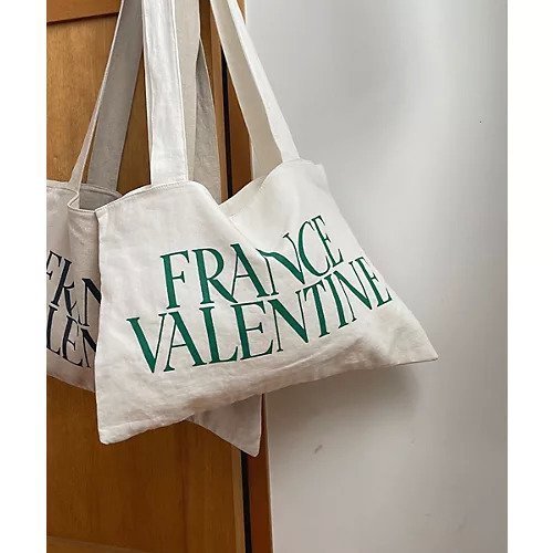 【マージュール/marjour】のLANDSCAPE TOTE インテリア・キッズ・メンズ・レディースファッション・服の通販 founy(ファニー) 　ファッション　Fashion　レディースファッション　Fashion for Women　バッグ　Bags　財布　Wallet, Purse　プリント　Print, Printed Pattern　リップ　Lip, Lip Motif　リュック　Backpack, Rucksack　おすすめ　Recommended / Our Picks　ビジネス 仕事 通勤　Business / Work / Commuting　OFFWHITE|ID: prp329100003870545 ipo3291000000034433874