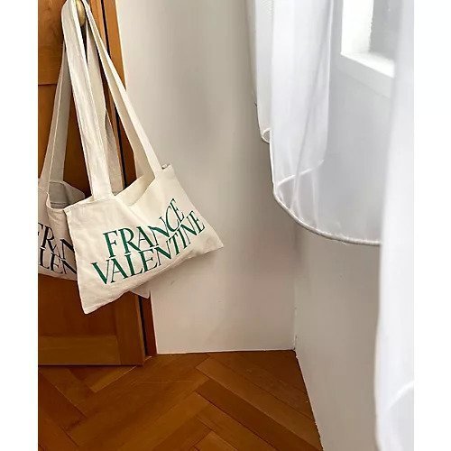 【マージュール/marjour】のLANDSCAPE TOTE 人気、トレンドファッション・服の通販 founy(ファニー) 　ファッション　Fashion　レディースファッション　Fashion for Women　バッグ　Bags　財布　Wallet, Purse　プリント　Print, Printed Pattern　リップ　Lip, Lip Motif　リュック　Backpack, Rucksack　おすすめ　Recommended / Our Picks　ビジネス 仕事 通勤　Business / Work / Commuting　other-2|ID: prp329100003870545 ipo3291000000034433875