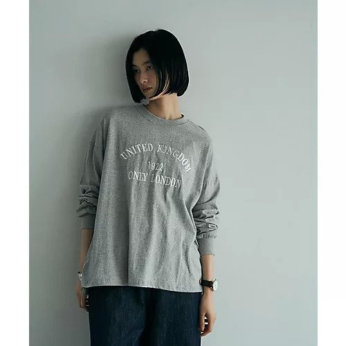 【マージュール/marjour】の【HPS別注】UK LOGO EMBROIDERY TEE インテリア・キッズ・メンズ・レディースファッション・服の通販 founy(ファニー) https://founy.com/ ファッション Fashion レディースファッション Fashion for Women なめらか Smooth, Silky Texture インナー Innerwear カーディガン Cardigan, Knitwear サロペット Overalls, Salopette シンプル Simple, Minimal ジャケット Jacket, Outerwear スウェット / スエット Sweatshirt, Sweatwear プリント Print, Printed Pattern ボトム Bottoms, Lower Wear 人気 Popular, Best Seller 別注 Limited Edition, Custom Order 洗える Machine Washable 長袖 Long Sleeve, Full Sleeve |ID: prp329100003907779 ipo3291000000032586837
