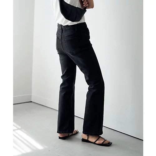 【マージュール/marjour】のSTRETCH BLACK DENIM インテリア・キッズ・メンズ・レディースファッション・服の通販 founy(ファニー) https://founy.com/ ファッション Fashion レディースファッション Fashion for Women シューズ Shoes, Footwear ストレッチ Stretch, Stretchy Fabric スニーカー Sneakers, Trainers スリム Slim, Slim Fit デニム Denim, Jeans Material フラット Flat, Flat Shoes フレア Flare, Flared おすすめ Recommended / Our Picks |ID: prp329100003912913 ipo3291000000031067367