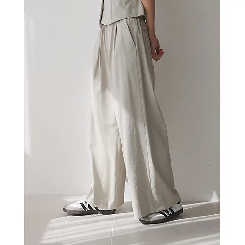 【スアデオ/suadeo】の涼感タック入りワイドパンツ 人気、トレンドファッション・服の通販 founy(ファニー) 　ファッション　Fashion　レディースファッション　Fashion for Women　パンツ　Pants & Trousers　洗える　Machine Washable　ギャザー　Gathered, Ruffled　吸水　Absorbent, Quick-Dry　ストレッチ　Stretch, Stretchy Fabric　スポーツ　Sports, Activewear　ドローコード　Drawcord, Drawstring Cord　フリル　Frill, Ruffle　ワイド　Wide, Wide Fit　夏　Summer　エレガント 上品　Elegant　other-2|ID: prp329100003917530 ipo3291000000031824062