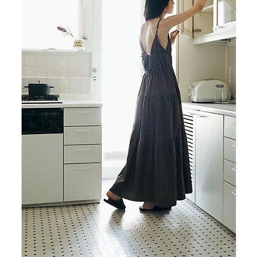 【マージュール/marjour】のCAMISOLE TIERED ONEPIECE 人気、トレンドファッション・服の通販 founy(ファニー) 　ファッション　Fashion　レディースファッション　Fashion for Women　インナー　Innerwear　カーディガン　Cardigan, Knitwear　キャミソール　Camisole, Spaghetti Strap Top　ギャザー　Gathered, Ruffled　シアー　Sheer, See-Through　ジャケット　Jacket, Outerwear　ストレッチ　Stretch, Stretchy Fabric　タンク　Tank Top, Sleeveless Top　ティアード　Tiered, Tiered Style　ティアードワンピース　Tiered Dress, Flared Dress　長袖　Long Sleeve, Full Sleeve　プレーン　Plain, Simple　半袖　Short Sleeve, Half Sleeve　リラックス　Relax, Relaxed Fit　other-3|ID: prp329100003930454 ipo3291000000033062462