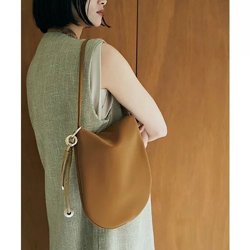【マージュール/marjour】のMAT ONESHOULDER BAG 人気、トレンドファッション・服の通販 founy(ファニー) 　ファッション　Fashion　レディースファッション　Fashion for Women　バッグ　Bags　ショルダー　Shoulder, Shoulder Strap　セレモニー　Ceremony　ピーチ　Peach, Soft Touch　ポケット　Pocket, Pocket Detail　マグネット　Magnet, Magnetic Closure　財布　Wallet, Purse　other-2|ID: prp329100003956708 ipo3291000000031301623