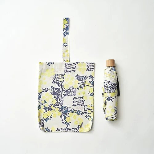 【フロムエフ/from F】の晴雨兼用折りたたみ傘 インテリア・キッズ・メンズ・レディースファッション・服の通販 founy(ファニー) ファッション Fashion レディースファッション Fashion for Women レイングッズ・傘・晴雨兼用傘 Umbrellas & Rain Gear スマホ Smartphone, Mobile Device 傘 Umbrella, Parasol 財布 Wallet, Purse 軽量 Lightweight, Ultra Light イエロー|ID: prp329100003960809 ipo3291000000033146418