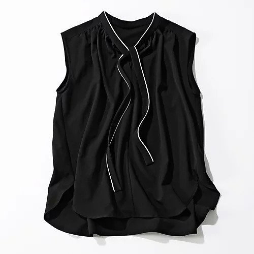 【エムセブンデイズ/M7days】のさらふわパイピングボウタイブラウス インテリア・キッズ・メンズ・レディースファッション・服の通販 founy(ファニー) 　ファッション　Fashion　レディースファッション　Fashion for Women　トップス・カットソー　Cut & Sew Tops　シャツ・ブラウス・オフィスカジュアル　Elegant Blouses & Button-Ups　インナー　Innerwear　エレガント 上品　Elegant　カーディガン　Cardigan, Knitwear　クール　Cool, Chic　ジャケット　Jacket, Outerwear　ノースリーブ　Sleeveless, No-Sleeve　パイピング　Piping, Trim Design　マニッシュ　Mannish, Boyish　モダン　Modern, Contemporary　モノトーン　Monotone, Black and White　リボン　Ribbon, Bow　洗える　Machine Washable　ブラック×エクリュ|ID: prp329100003969816 ipo3291000000035664416